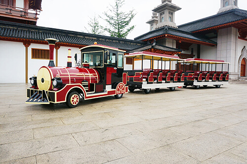 電動(dòng)<a href=http://xuejue.cn/tags/guanguangche/ target=_blank class=infotextkey>觀光車</a>租賃多少錢一臺(tái)